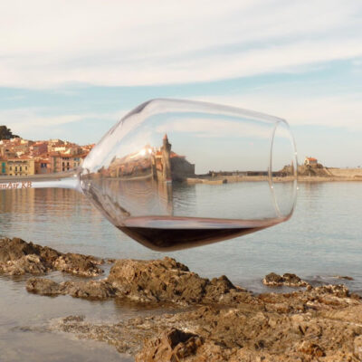 superbe verre et vue sur le port de Collioure